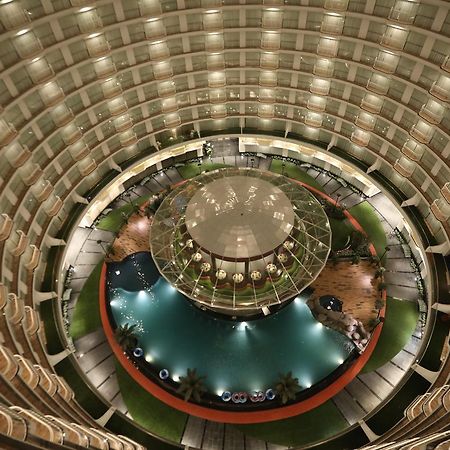 Rajhans Belliza Service Apartment 수라트 외부 사진